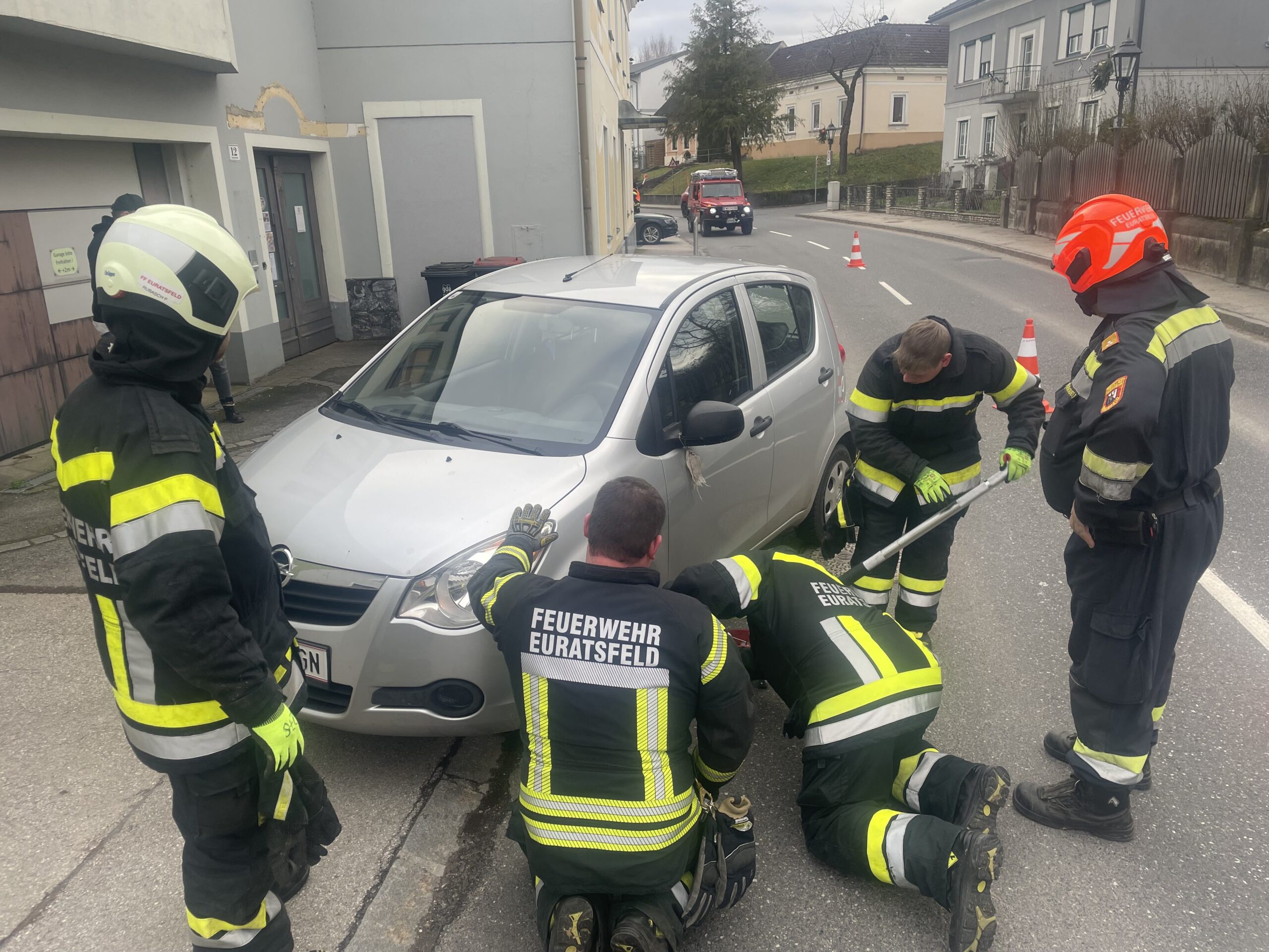 T1 Fahrzeugbergung im Ortsgebiet